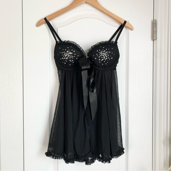 NWOT Victoria’s Secret Front Close Rhinestone Bra Lingerie - Picture 2 of 12